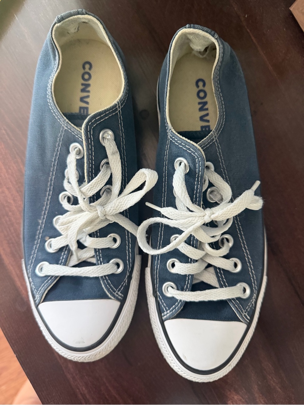 Converse Chuck Taylor All Star Low Top Navy Canvas Sneakers Women’s 7 Men’s 5